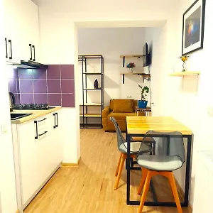 Апартаменты Style With Courtyard, Тбилиси
